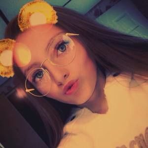 Meet your Posher, Kayley